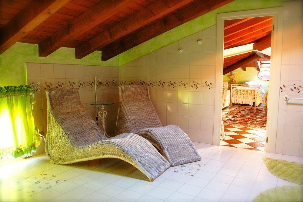 B And B Della Mimosa Дезенцано-дель-Гарда Экстерьер фото